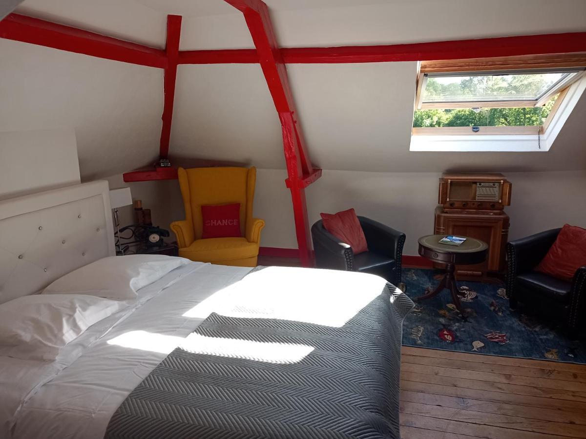 La Cour Du Puits Chambre Victor Cormeilles  Kültér fotó