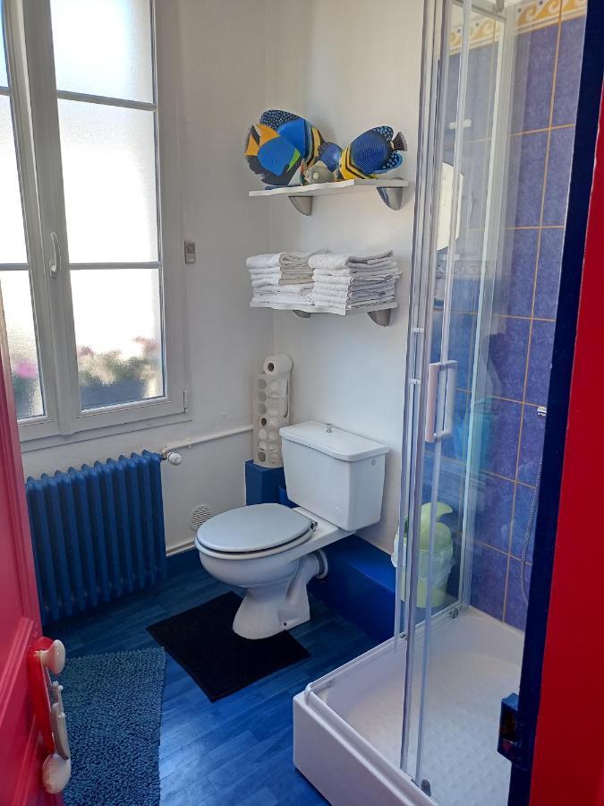 La Cour Du Puits Chambre Victor Cormeilles  Kültér fotó